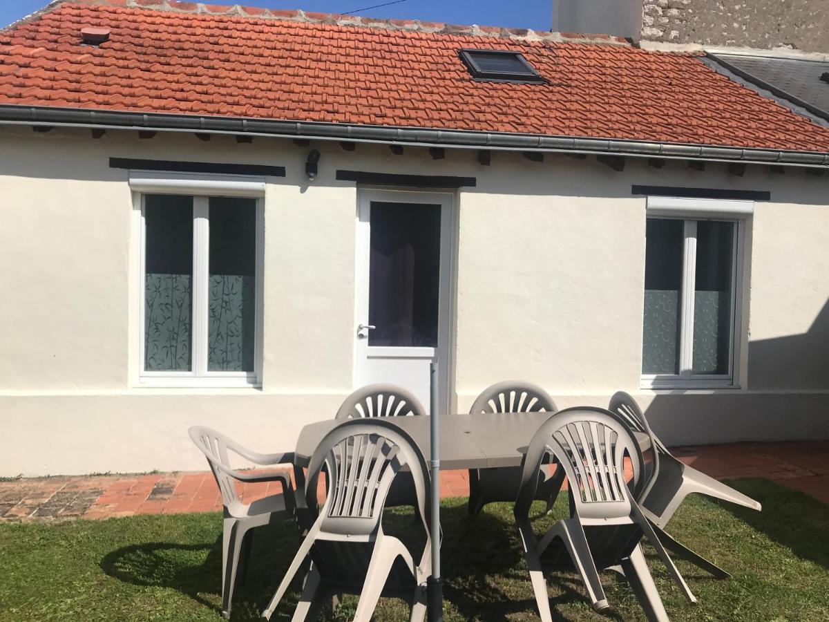 Holiday home Maison A Avec Jardin